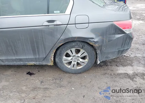 2011 Honda Accord 2.4 Lx-P z USA, uszkodzony, nr VIN 1HGCP2F44BA059243